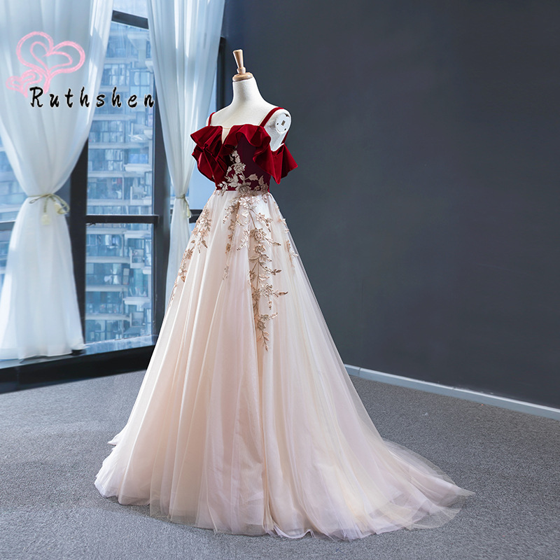 Formal Gala Wear Women - イブニングドレス ロング ラグジュアリー 2025 スパゲッティストラップ バーガンディ
