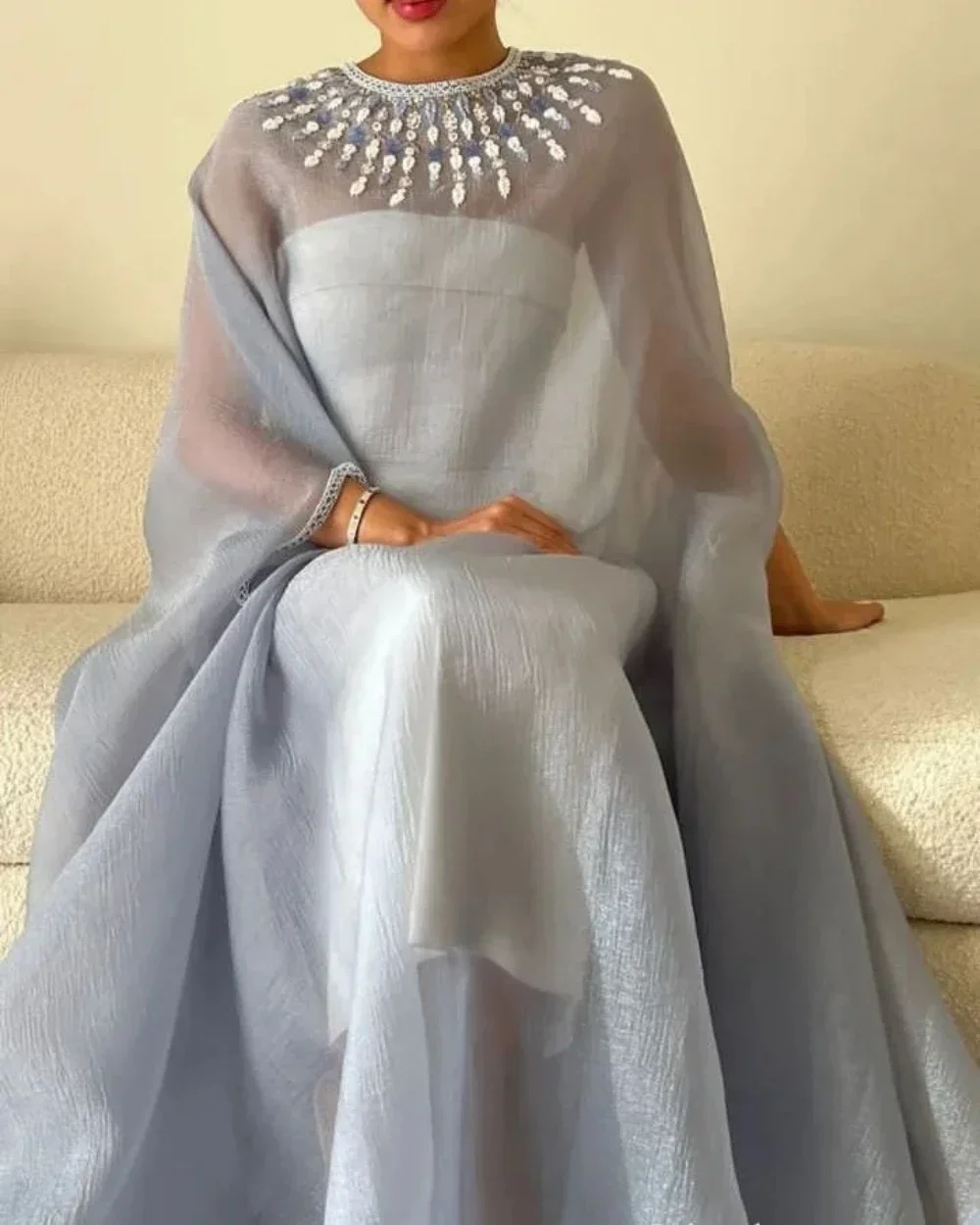 カスタマイズされたローブ サウジアラビア 女性用ウェア スト - Women Formal Wear Dubai のレビューと価格